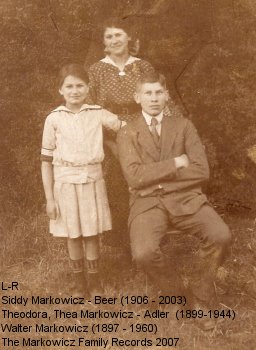 Children of Julius and Regina Markowicz: (L-R) Siddy, Dorothea, and walter Markowicz (c. 1915) 